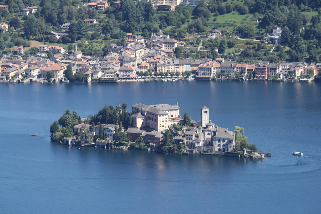 Fattoria Del Pino Orta San Giulio Exterior photo
