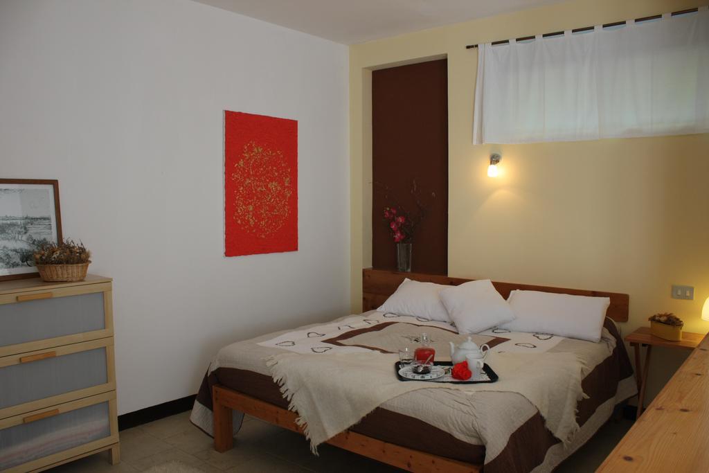 Fattoria Del Pino Orta San Giulio Room photo